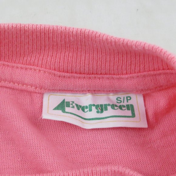 Vintage Graphic T-shirt - Winter Wolf Graphic on Hot Pink - Men's Medium - Picture 7 of 8